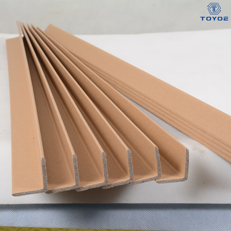 Carte d'angolo angolare di carta per angoli della sala domestica