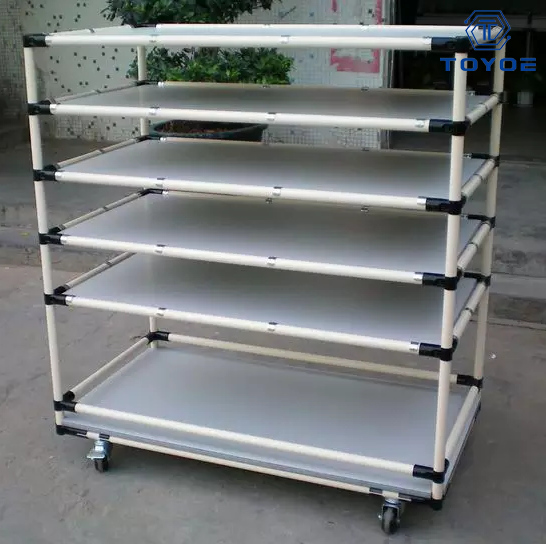 Il rack per tubi composito è conveniente per il trasporto di piccoli componenti