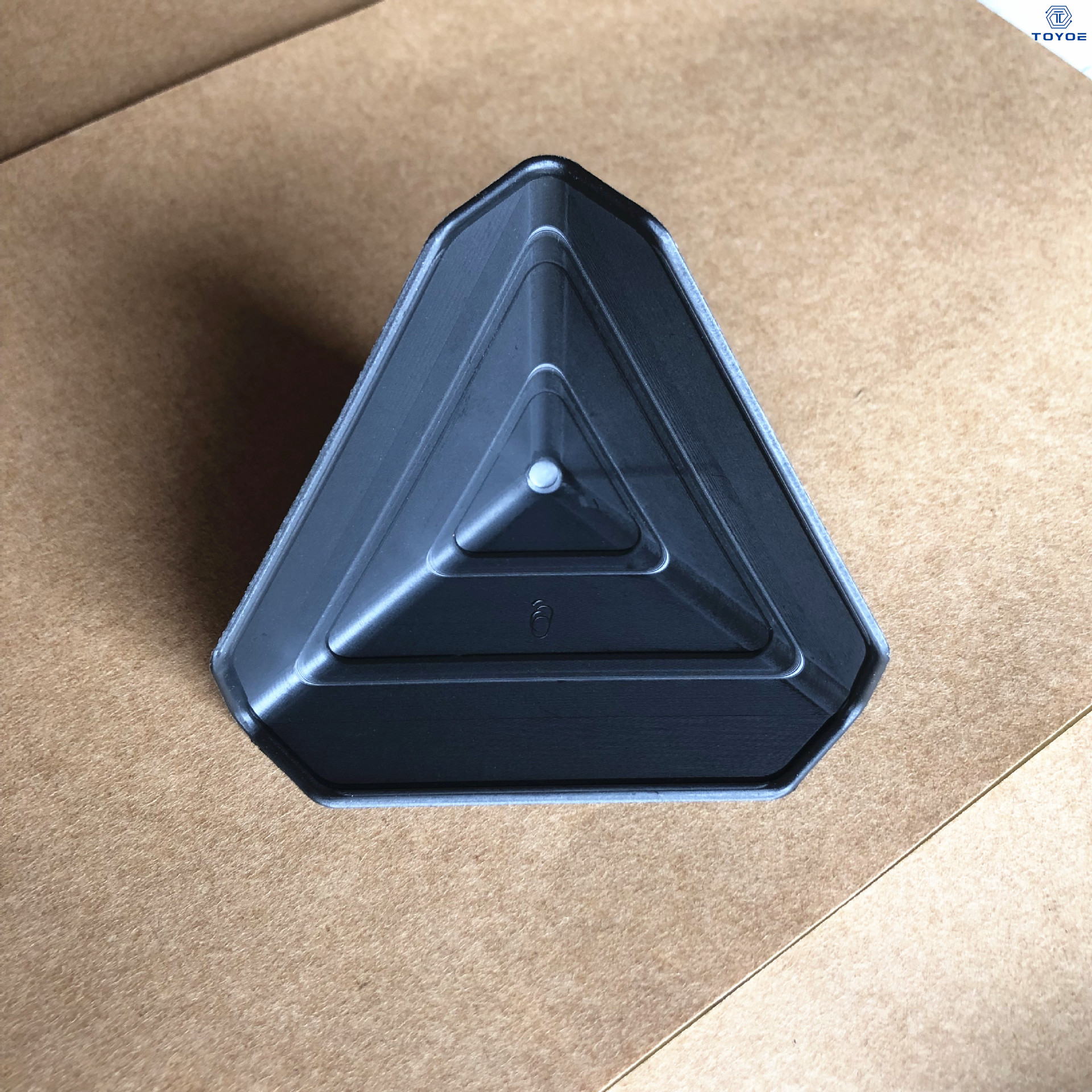 Le guardie angolari di plastica ad alta resistenza proteggono efficacemente i bordi e gli angoli dei contenitori