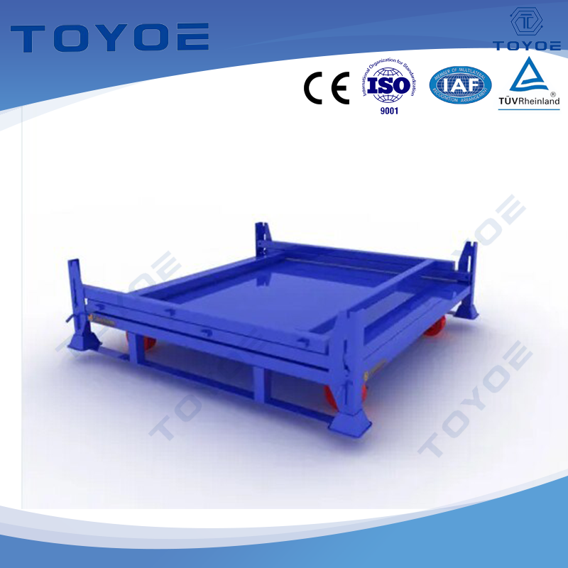 Rack per ricambi auto: salvaspazio, essenziale per l'uso di fabbrica.