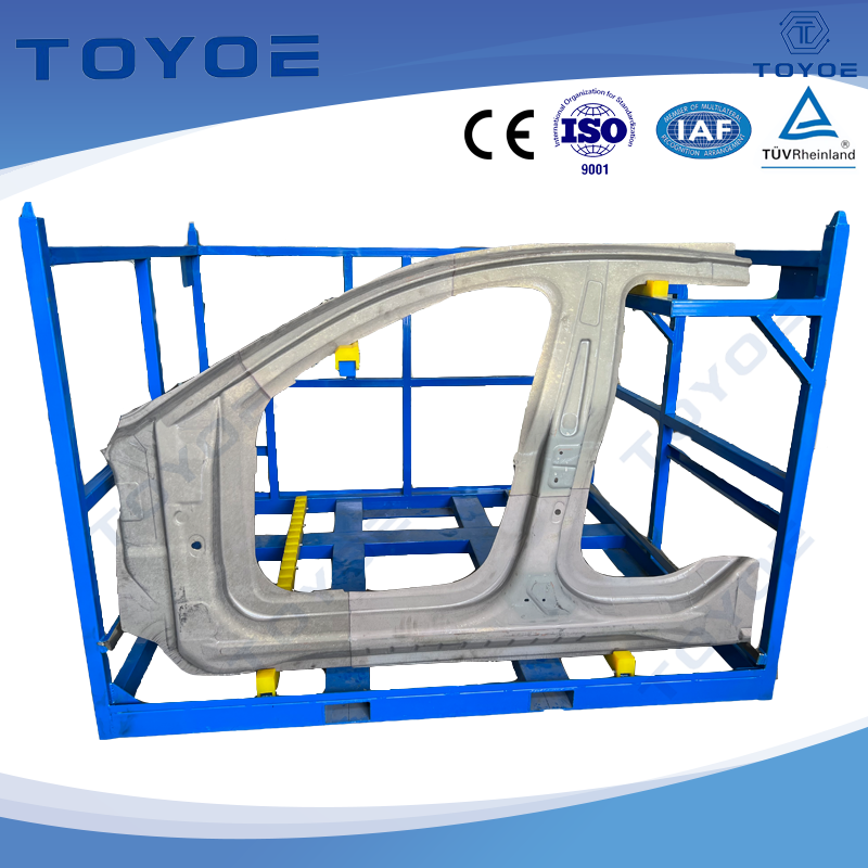 Frame in metallo intercambiabile con fodere a vuoto proteggono i componenti in modo efficiente.