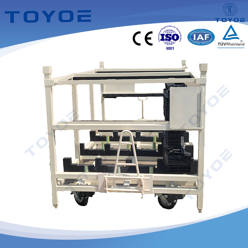 Pulley alla base del rack: perfetta per il trasporto della batteria.